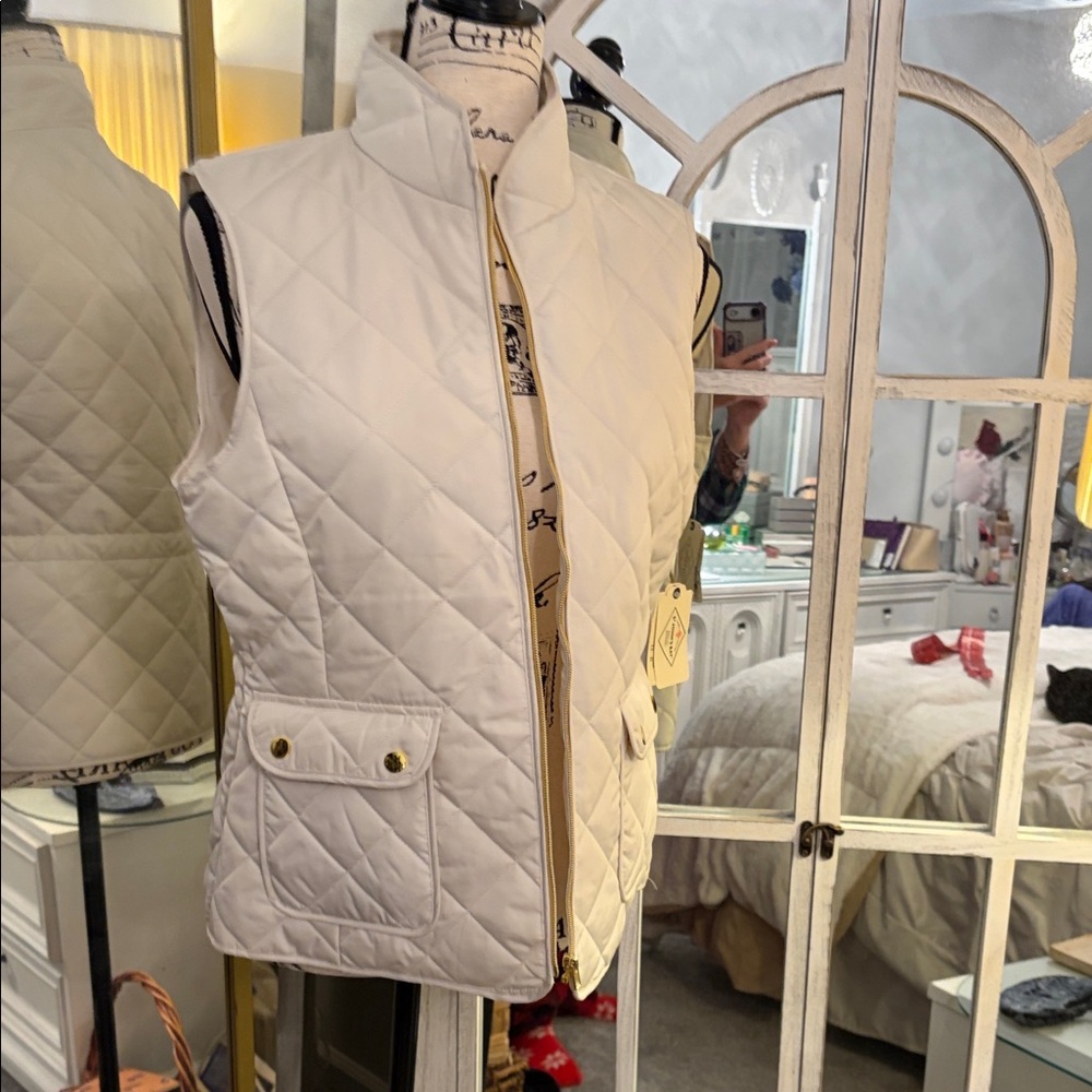 St. John's Bay Women's Quilted Cream Vest NWT